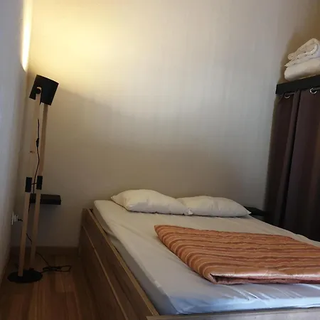 Maisonnette Au Bord Du Marin לאוקאט